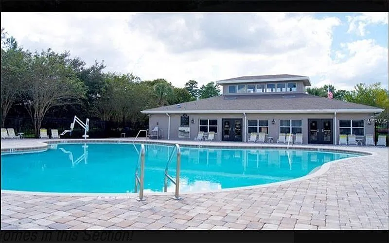 4 bed, 1828 sqft, $2,000 — Photo 4