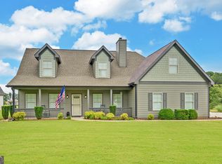 60 Villa Ct, Hartwell, GA 30643