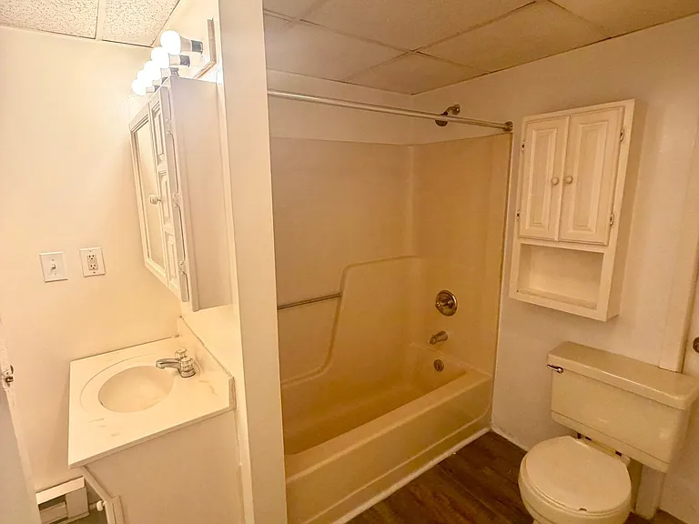 517 N Front St #1 — Photo 9