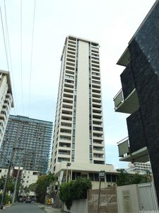 2410 Cleghorn St APT 502, Honolulu, HI, 96815