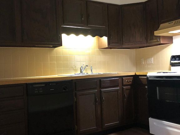 5th image of 2441 Echo Valley Dr