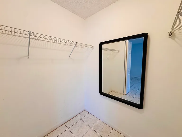 809 NE 199th St #105-7 — Photo 11