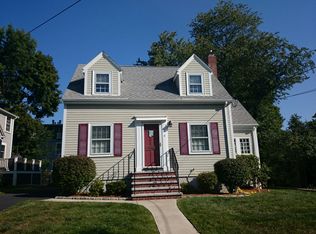 14 Whitney St, Brookline, MA 02467