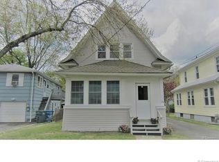 136 Hawthorne Ave, Hamden, CT 06517