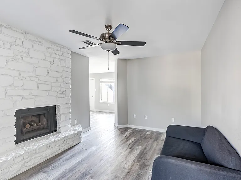 1740 Timber Ridge Rd — Photo 18