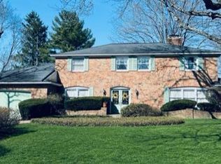 6021 Winstead Rd, Columbus, OH 43235