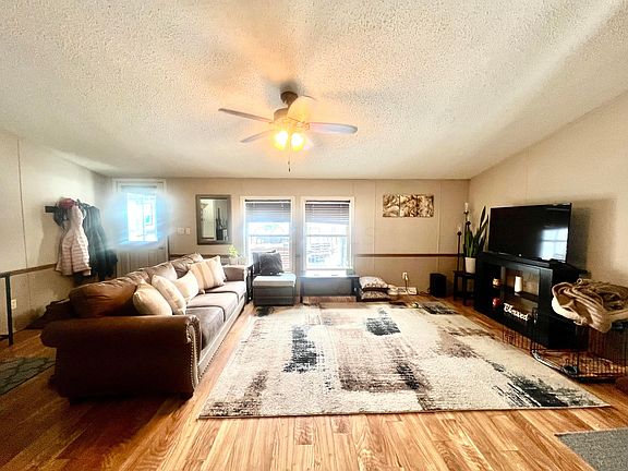3rd image of 3518 County Road 170