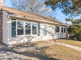 22 Anchor Rd, Barnegat, NJ 08005