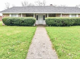 127 Meadow Ridge Dr, Cedar Hill, TX 75104