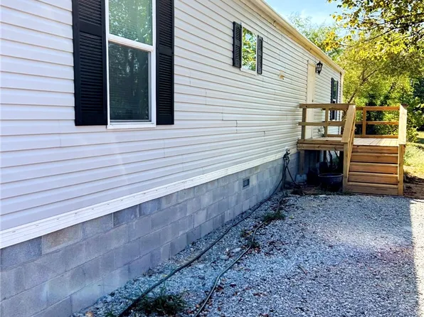 7641 Blockade Vlg N, Seligman, MO 65745