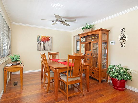 5th image of 898 Laguna Ave