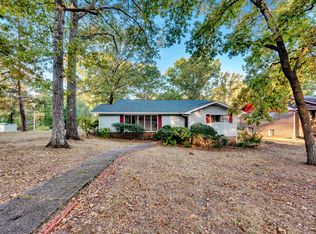 805 Rosemont Dr, Bessemer, AL 35022