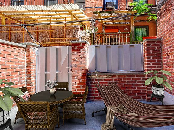 5th image of 351 W 48th St #1PATIO