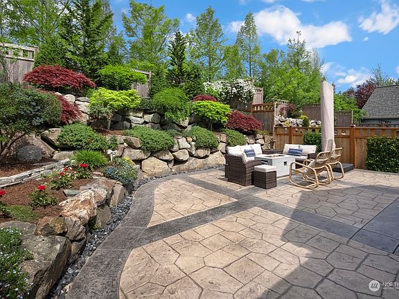 2nd image of 7328 Dogwood Lane SE