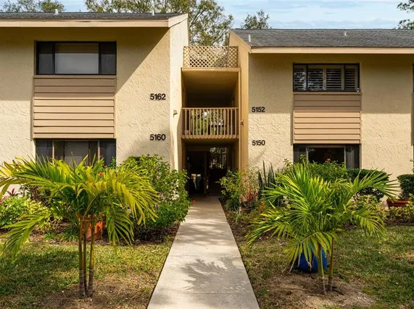 5160 Harpers Croft #17, Sarasota, FL 34235