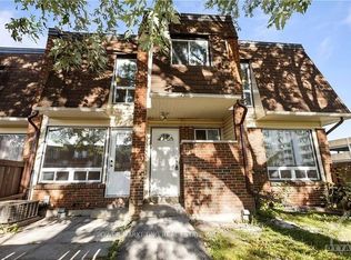 2939 Fairlea Cres #41, Ottawa, ON K1V9A5