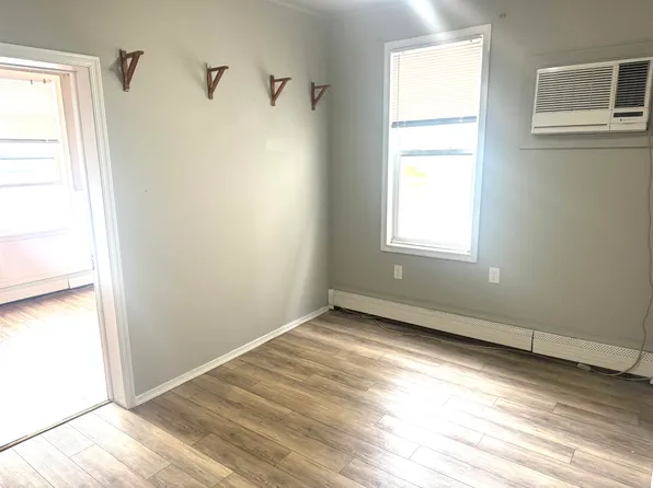 103 Kennedy Boulevard image 7 of 11