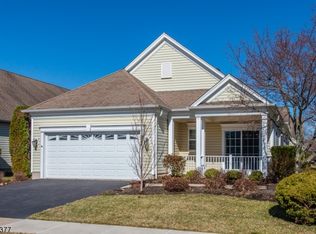 387 Windfall Ln, Somerset, NJ 08873