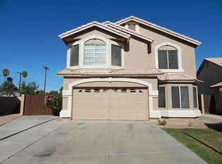 1043 N Sparrow Dr, Gilbert, AZ 85234