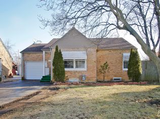 209 S Gretta Ave, Waukegan, IL 60085