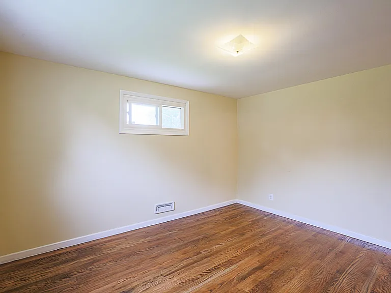 16 Hathaway Rd — Photo 30