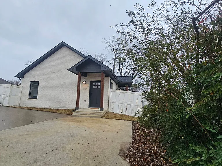 3817 Yellowstone Pl — Photo 5