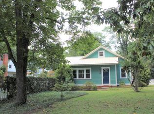 330 N Ridge St, Southern Pines, NC 28387