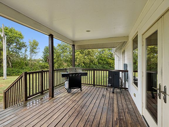 41st image of 4376 Trousdale Ln