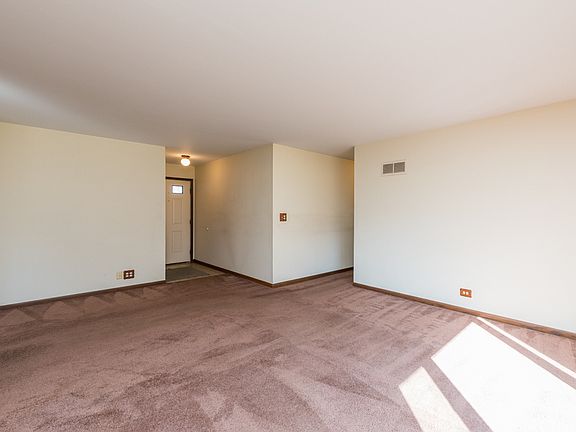 3rd image of 4389 W Forest Ave