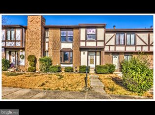 157 Bourbon Ct, Parkville, MD 21234