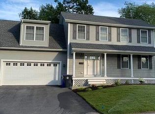 56 Wenscott Ln, North Providence, RI 02904