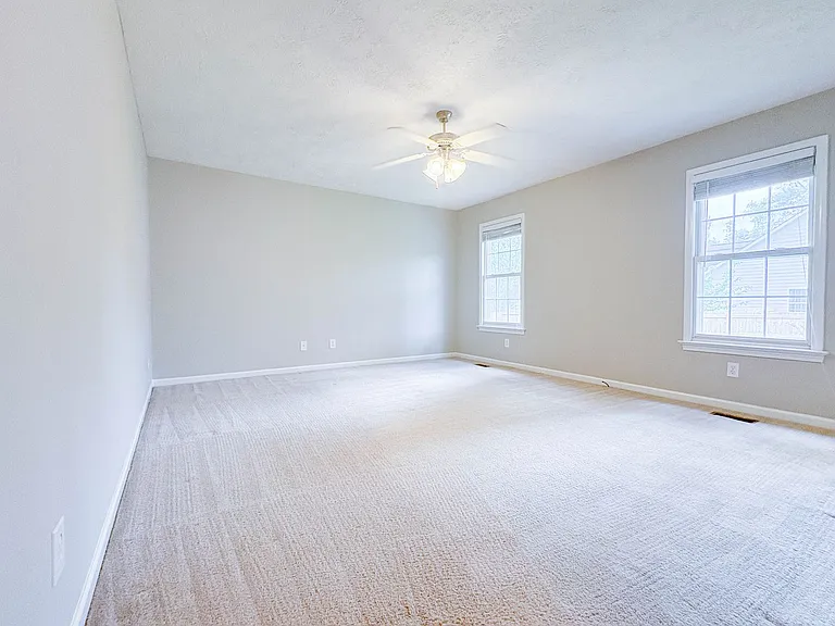 3426 Broomsgrove Dr — Photo 12