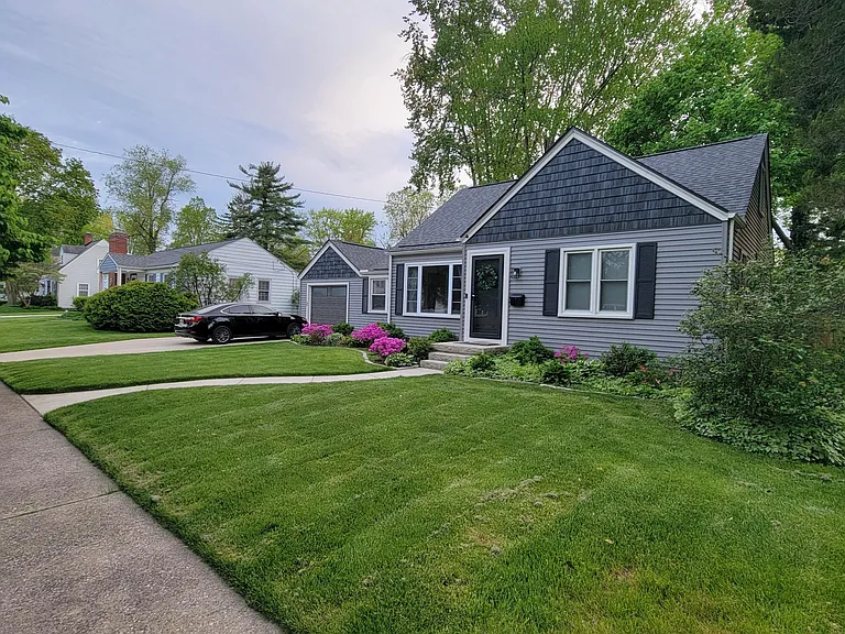 5901 Garden Park Dr — Photo 2