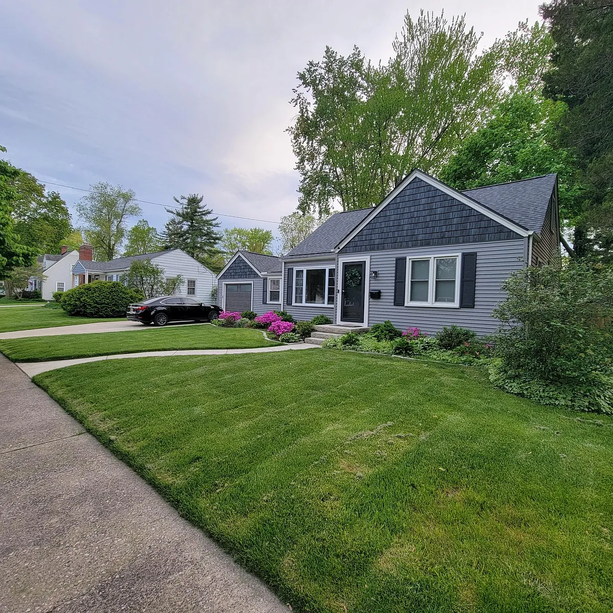 Building Photo - 5901 Garden Park Dr