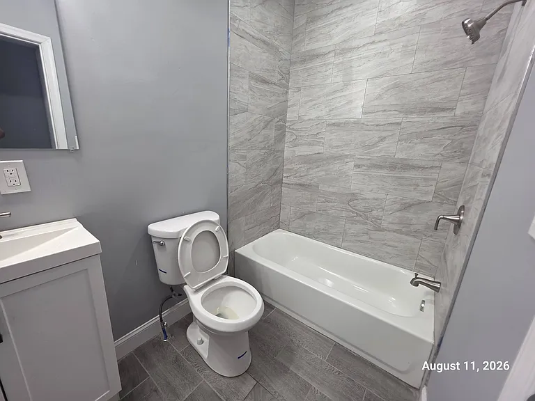 4542 N 19th St #1 — Photo 8
