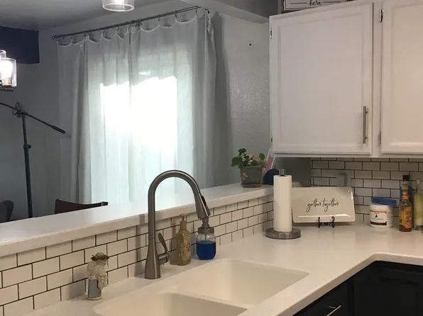 5634 E 40th Ave Unit F203, Anchorage, AK 99504