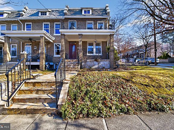 3rd image of 4301 4th St NW