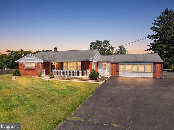 2nd image of 19 Dairy Ln