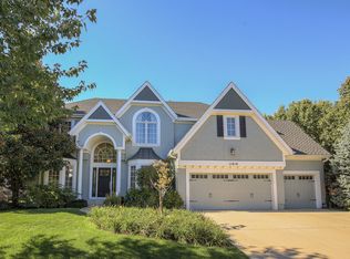 11918 Bradshaw St, Overland Park, KS 66213