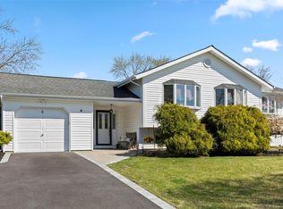 10 Holly Dr, East Northport, NY 11731
