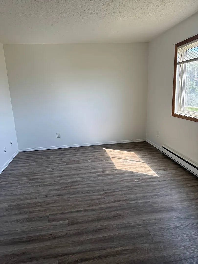 Evergreen Estates 220 — Photo 2