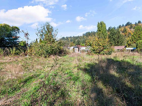 5th image of 46574 Chilliwack Lake Rd