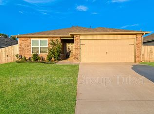 1509 S 31st St, Broken Arrow, OK 74014