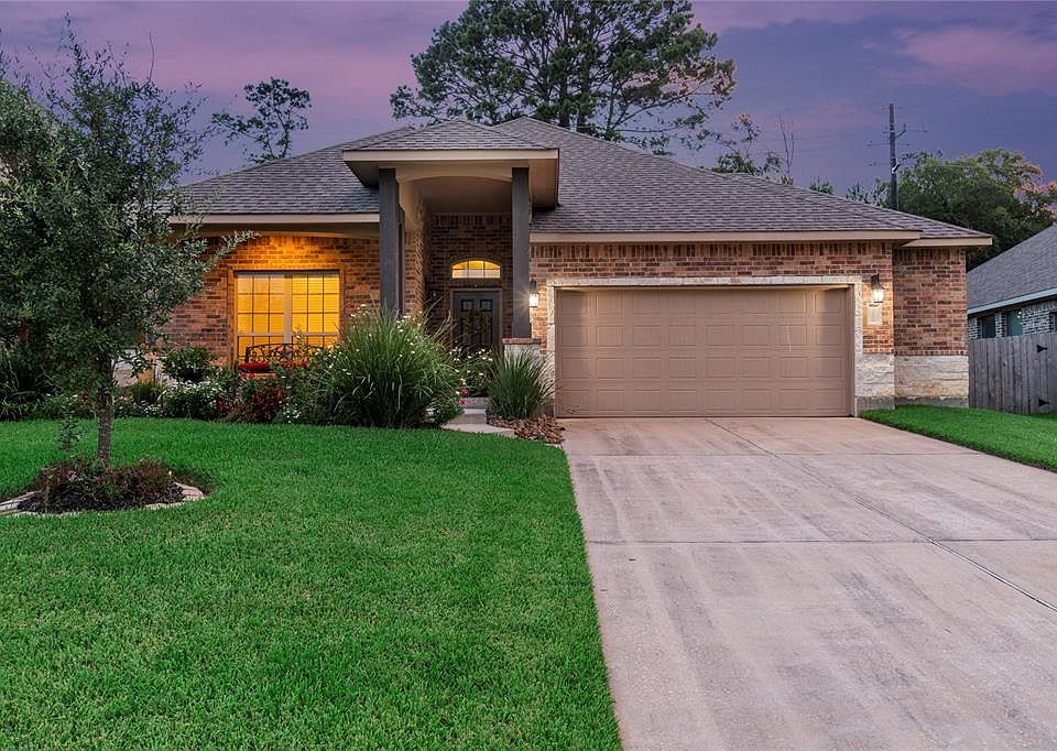1st image of 10702 Sir Alex Dr