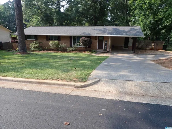 1310 Terrace Rd, Sylacauga, AL 35150