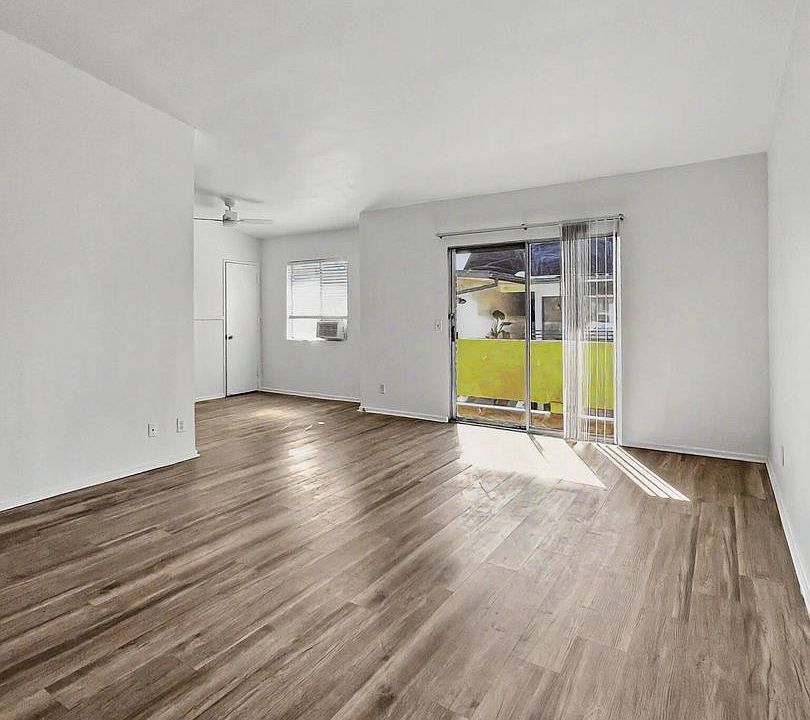 1st image of 1245 S Brockton Ave #377e7a358