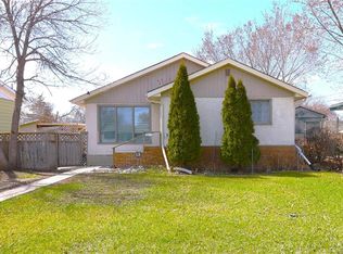 674 Robinson STREET, Regina, SK S4T 2L8