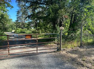 5056 Lake Shore Dr, Selma, OR 97538