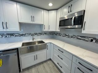 1021 1st St, Neptune Beach, FL 32266