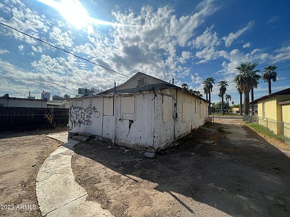 5th image of 1006 W POLK Street #29